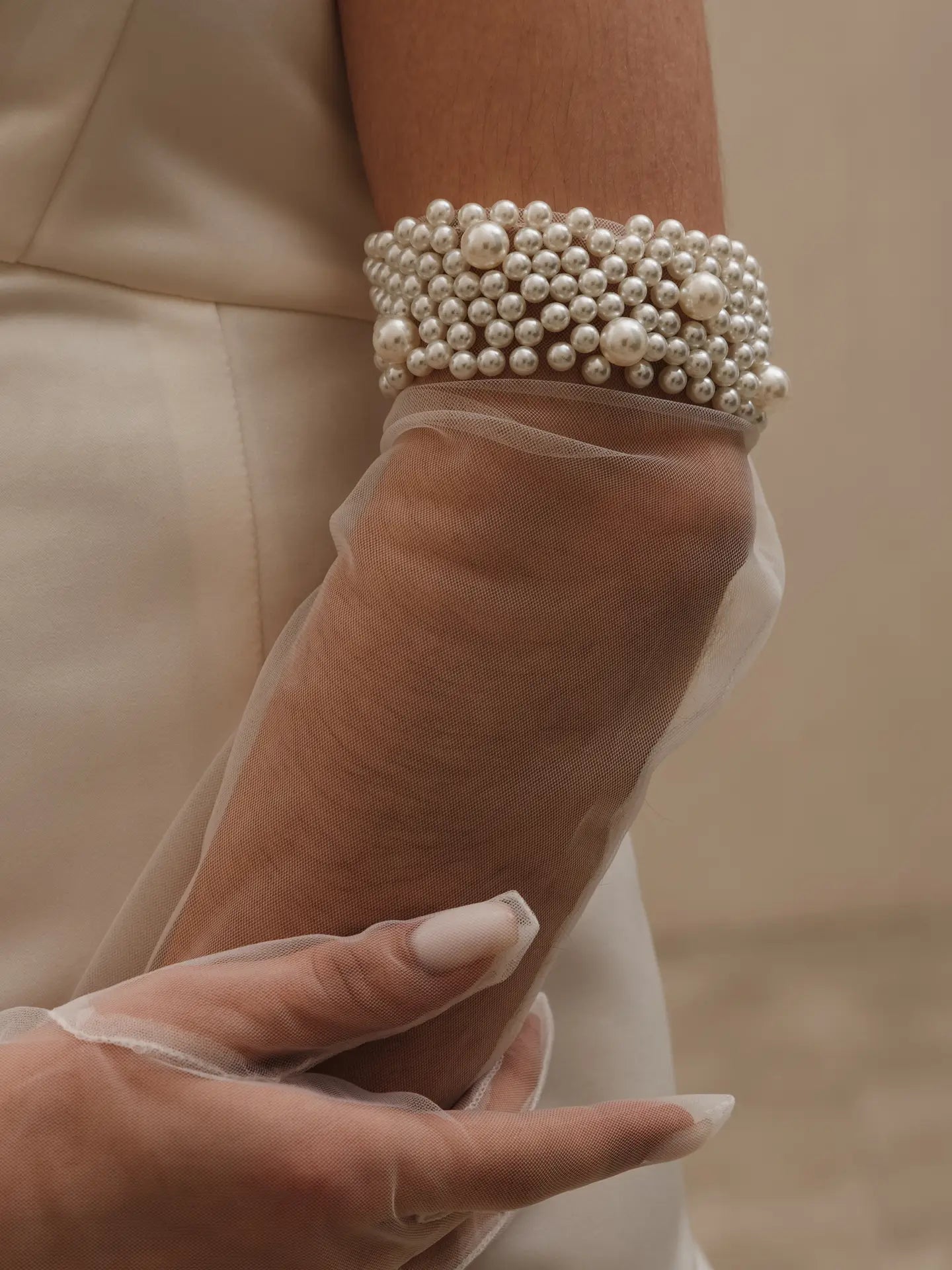 Guantes Pearl Cuff, novia