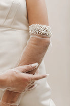 Guantes Pearl Cuff, novia